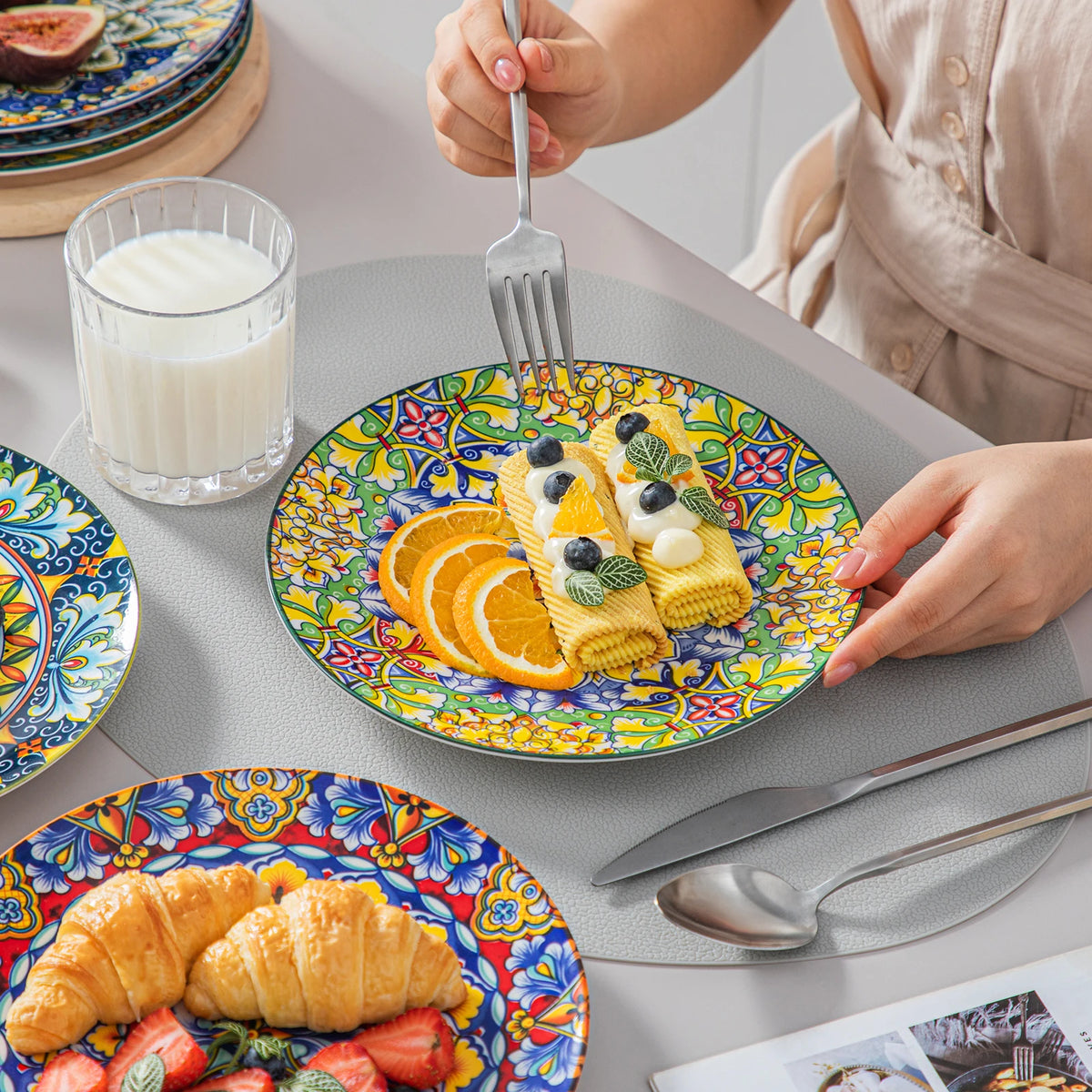 Vancasso Artisan Patterned Porcelain Dinner Plates – 6 or 12 Piece Set